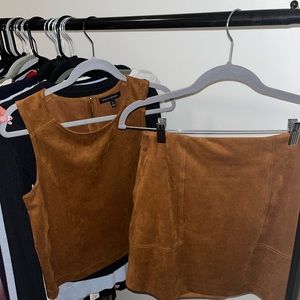 BANANA REPUBLIC SUEDE SET